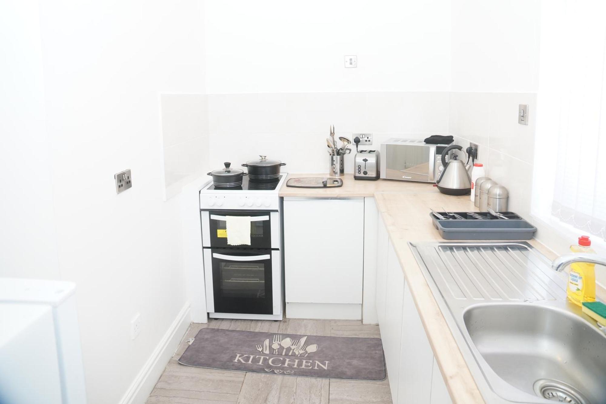 Affordably Elegant Close To Coop Live, Etihad Stadium And Centre Apartment *