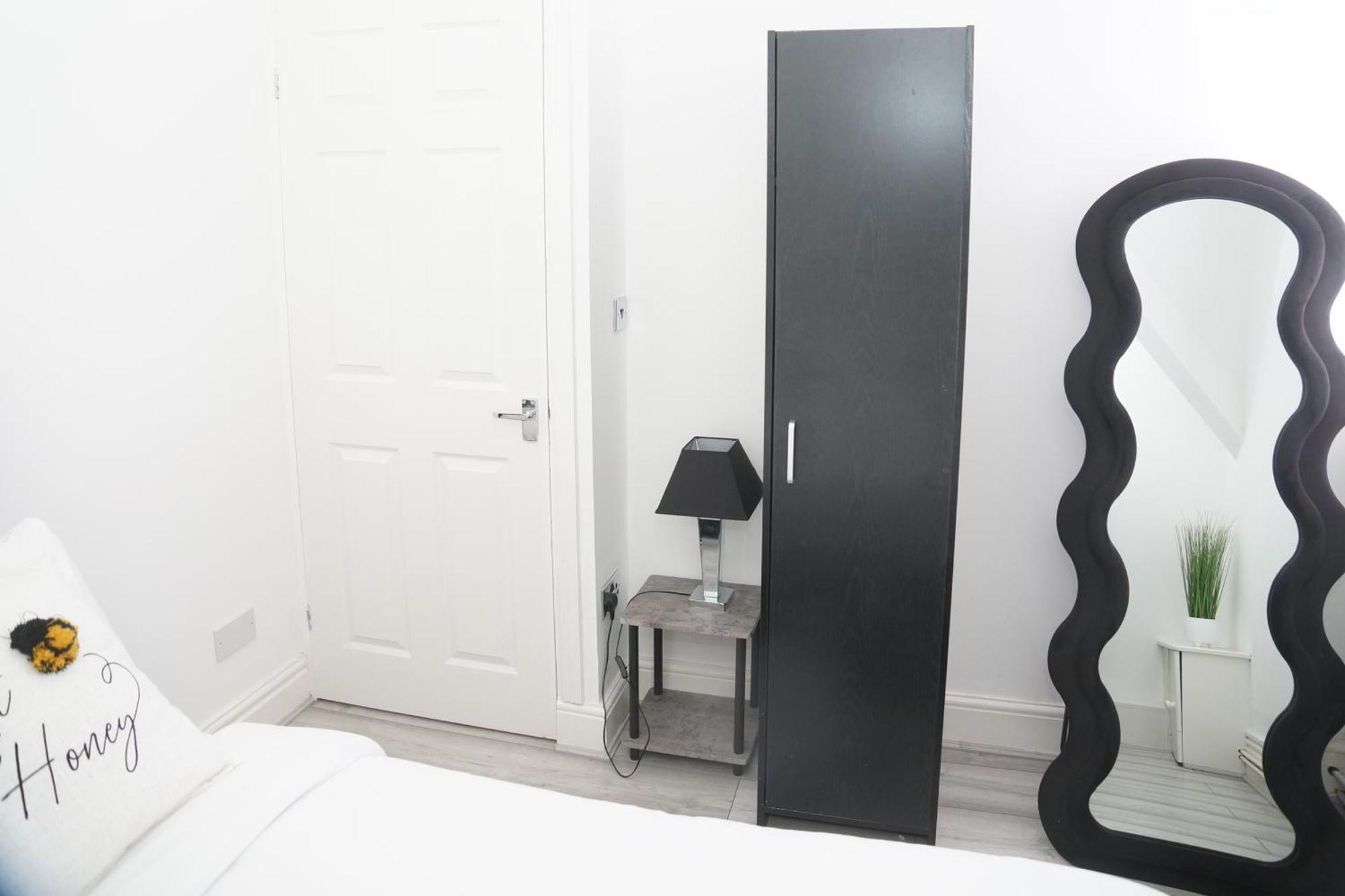 Affordably Elegant Close To Coop Live, Etihad Stadium And Centre * Manchester